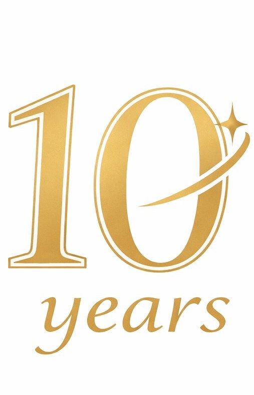 Shimizu Dental Clinic 10周年記念ロゴ